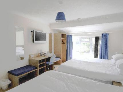 Stansted Inn Бишопс-Стортфорд Экстерьер фото